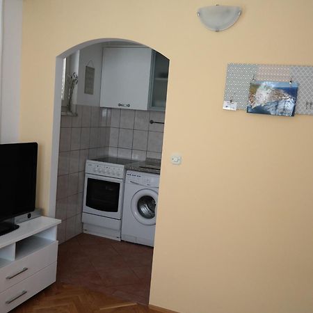 פודסטראנה Apartments Nena מראה חיצוני תמונה