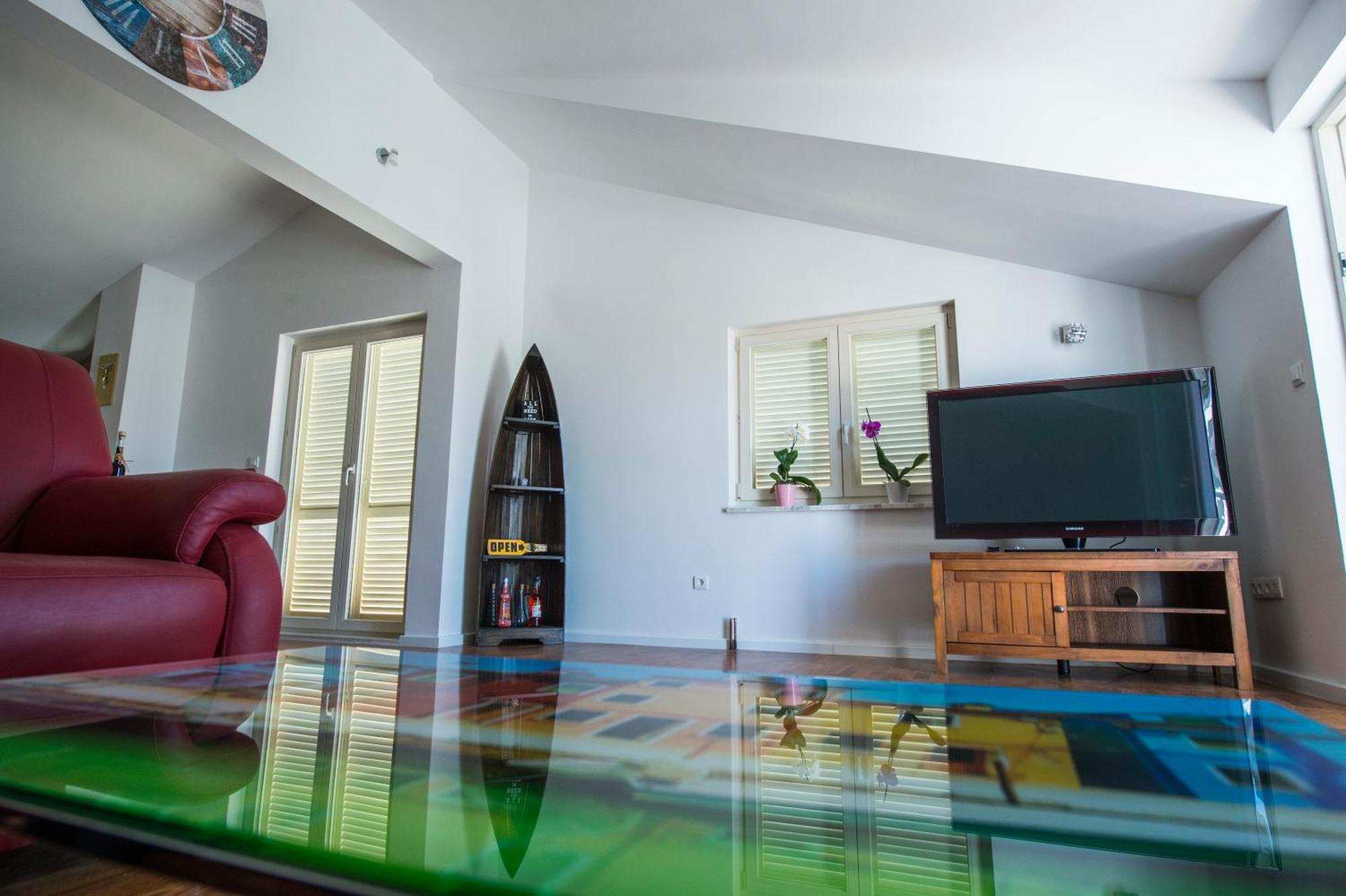 פודסטראנה Apartments Nena מראה חיצוני תמונה