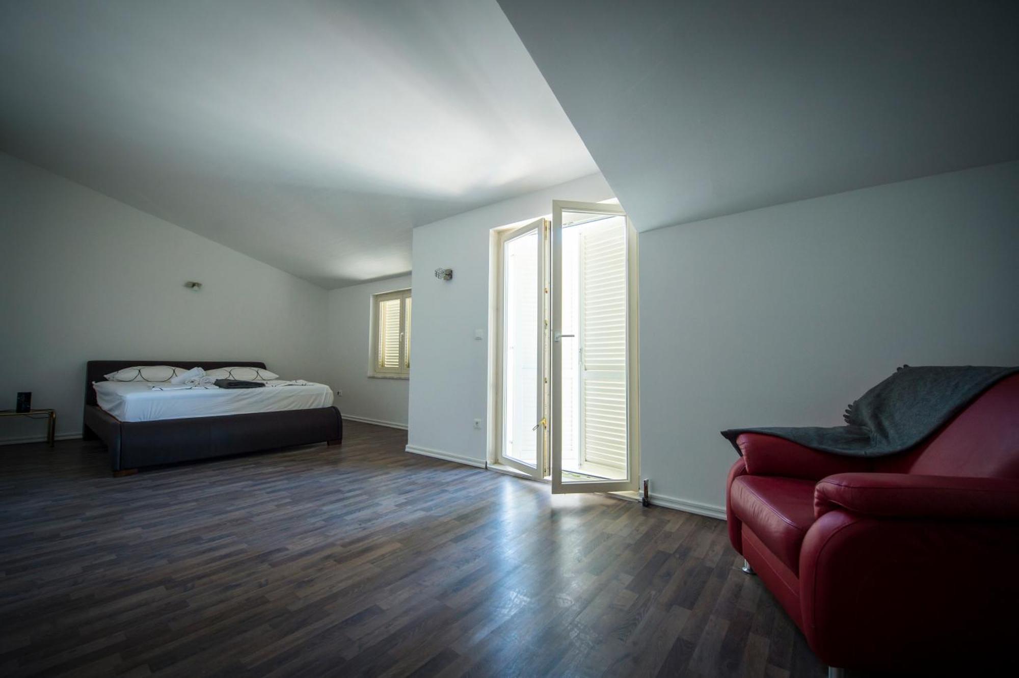 פודסטראנה Apartments Nena מראה חיצוני תמונה