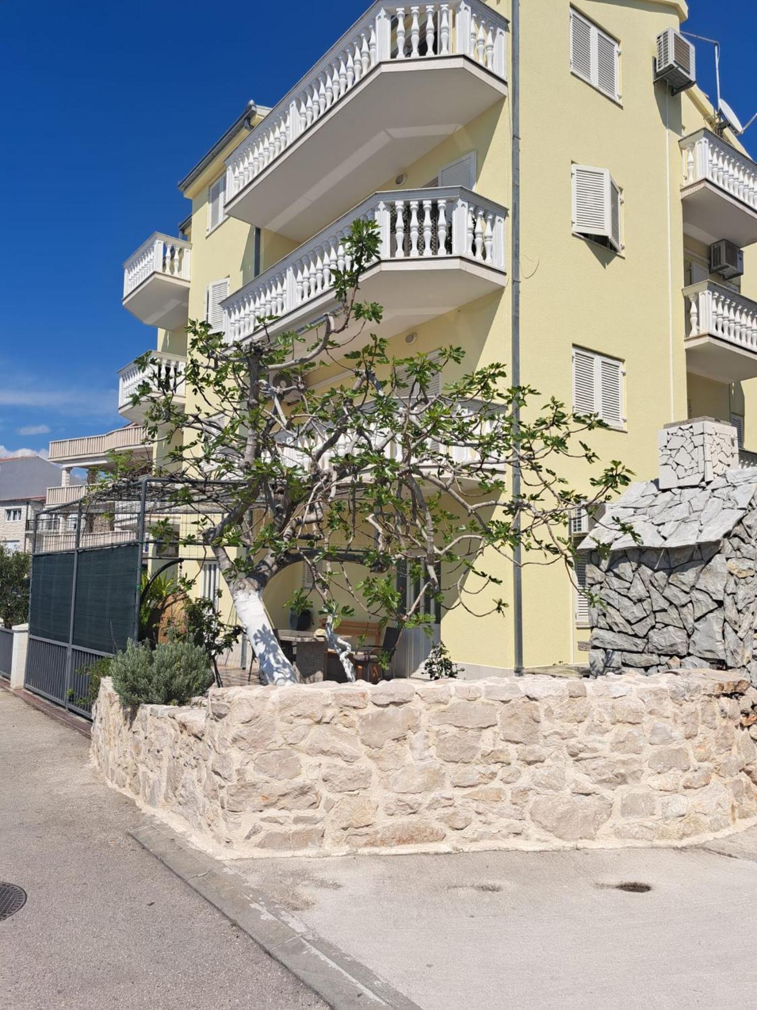 פודסטראנה Apartments Nena מראה חיצוני תמונה