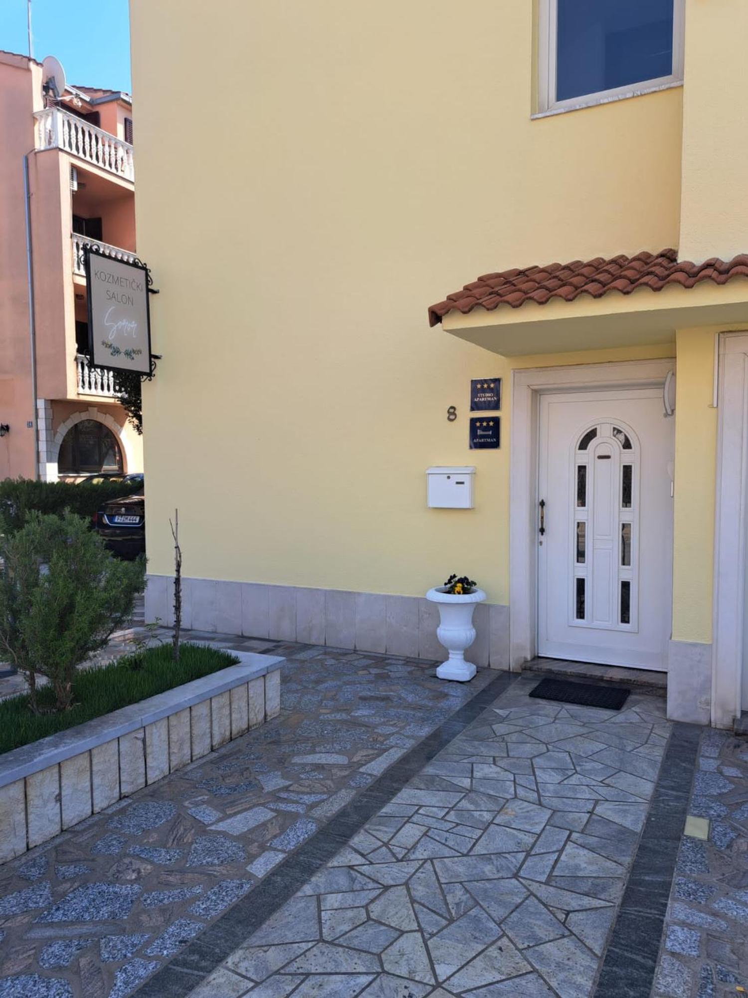 פודסטראנה Apartments Nena מראה חיצוני תמונה